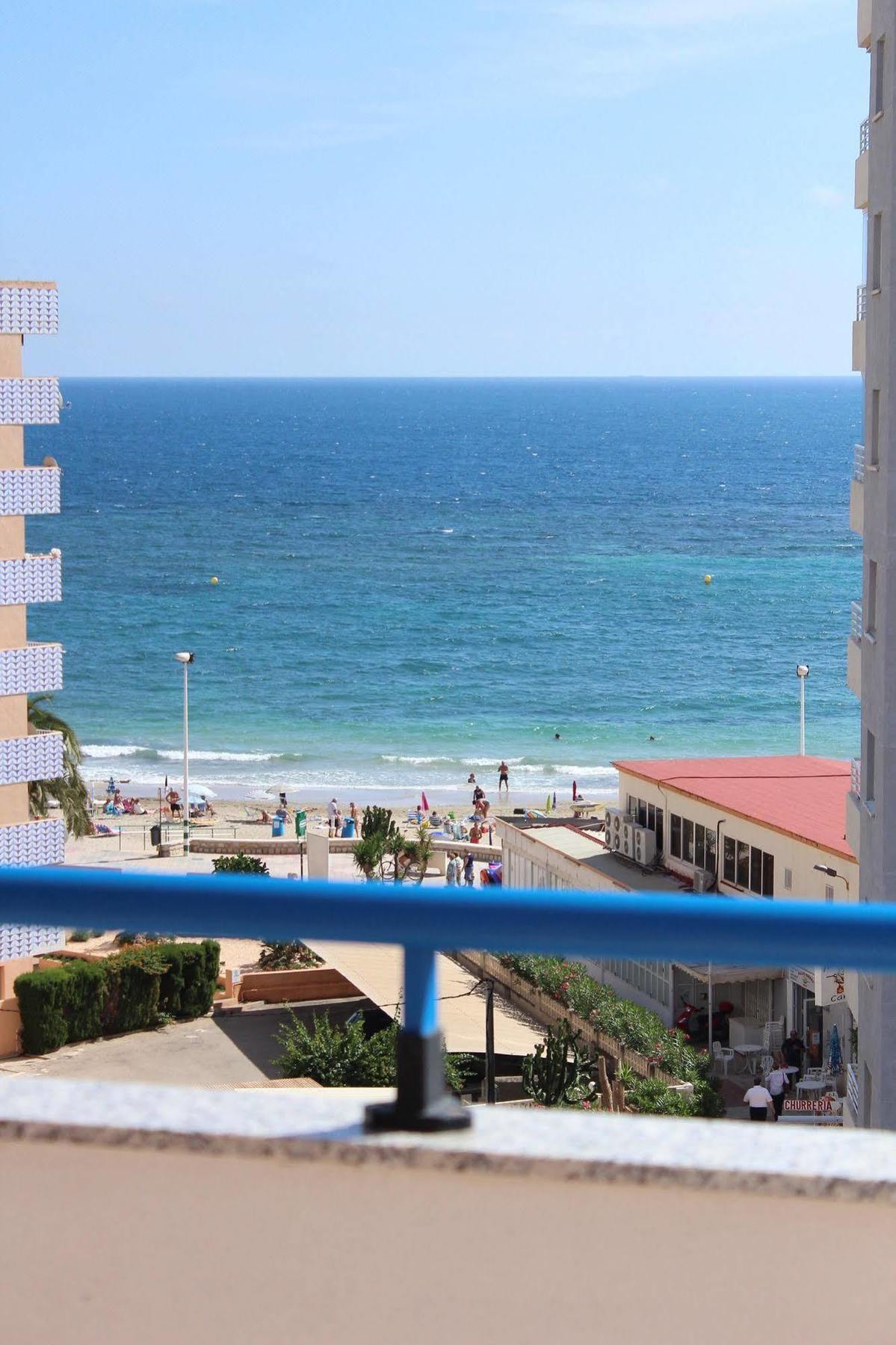Victoria Beach Apartments Кальпе Экстерьер фото